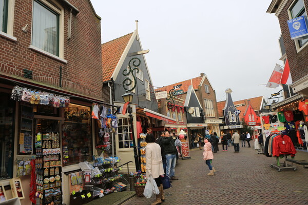 볼렌담 마을 모습.