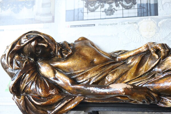 에베라르트 세르클래스의 동상.