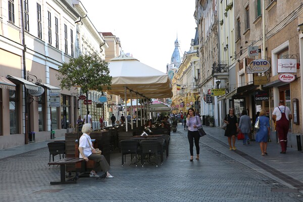 오라데아 구시가지.