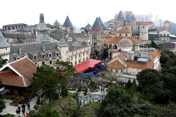 바나힐에서 바라본 프랑스 마을.