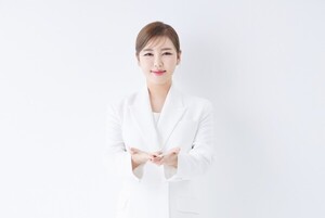 <b>송가인</b>, 팬 위한 <b>팝업스토어 오픈</b>...콘서트 티켓‧친필 사인 등 특별 이벤트까...