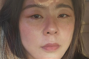 '유태오 아내' 니키리, 어쩌다 SK <b>최태원 내연녀</b> 두둔 의혹 휩싸였나