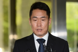 이창명, 13살 연하 프로골퍼 <b>박세미</b>와 재혼…"아이들도 지지"