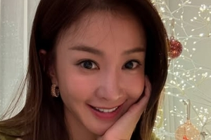 <b>이시영</b>, 9살 연상 요식업 사업가와 결혼 8년 만에 <b>이혼</b>